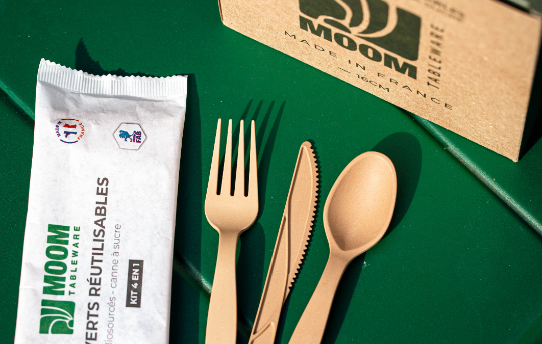 MOOM Tableware et ISO 22000 : une garantie de qualité pour les pailles et couverts en restauration